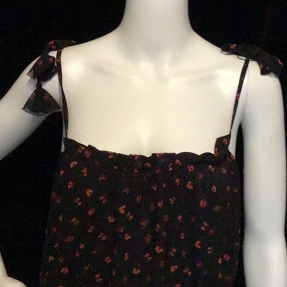 NWT Evie Black W/Dark Red Roses Sleeveless Dress - Picture 2 of 10